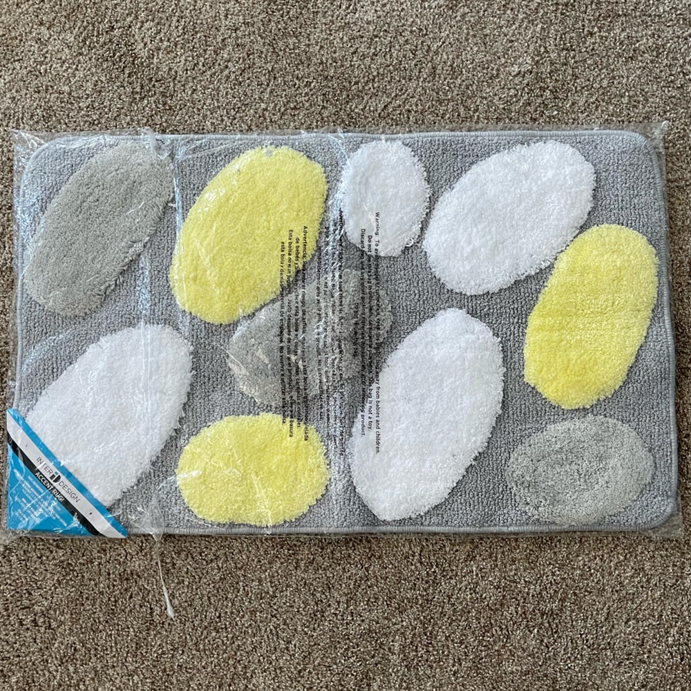 Inter Design ID Microfiber Pebblz Rug 34” x 21” NEW